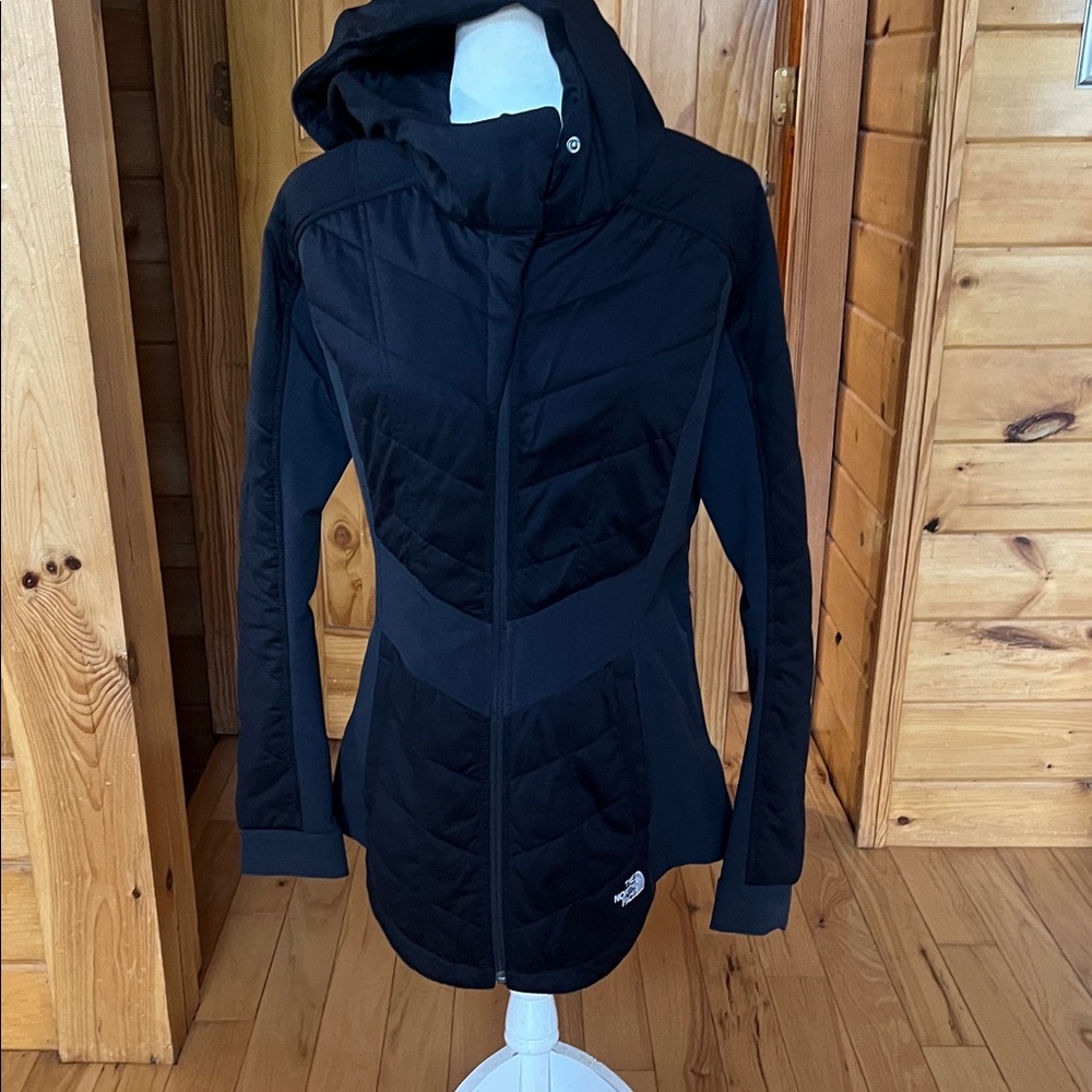 The North Face Women's Black Hooded Quilted Jacket